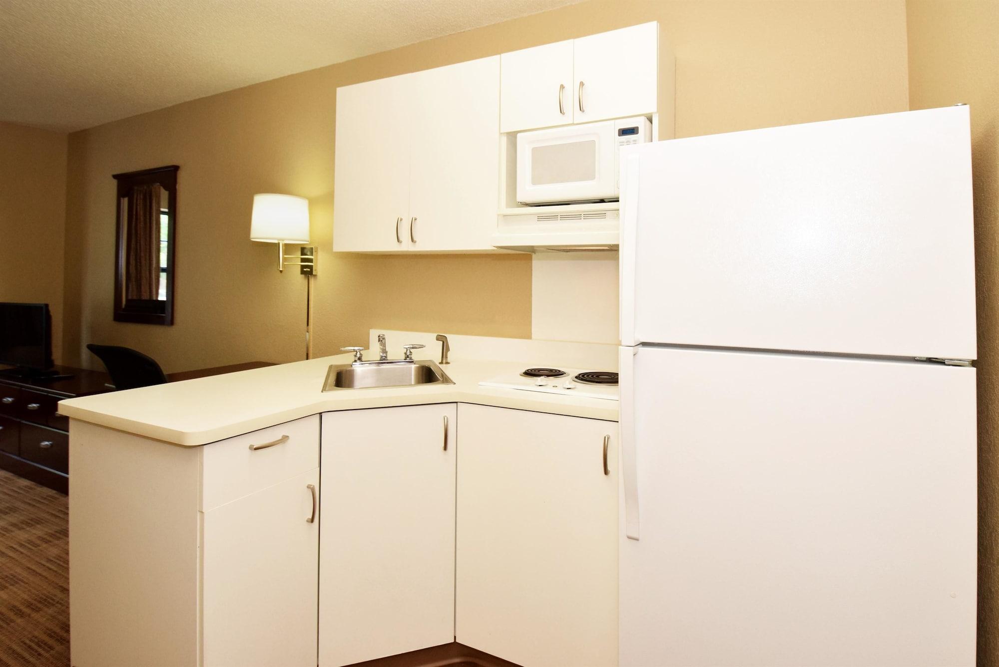 Extended Stay America Suites - Philadelphia - Airport - Tinicum Blvd Exteriör bild