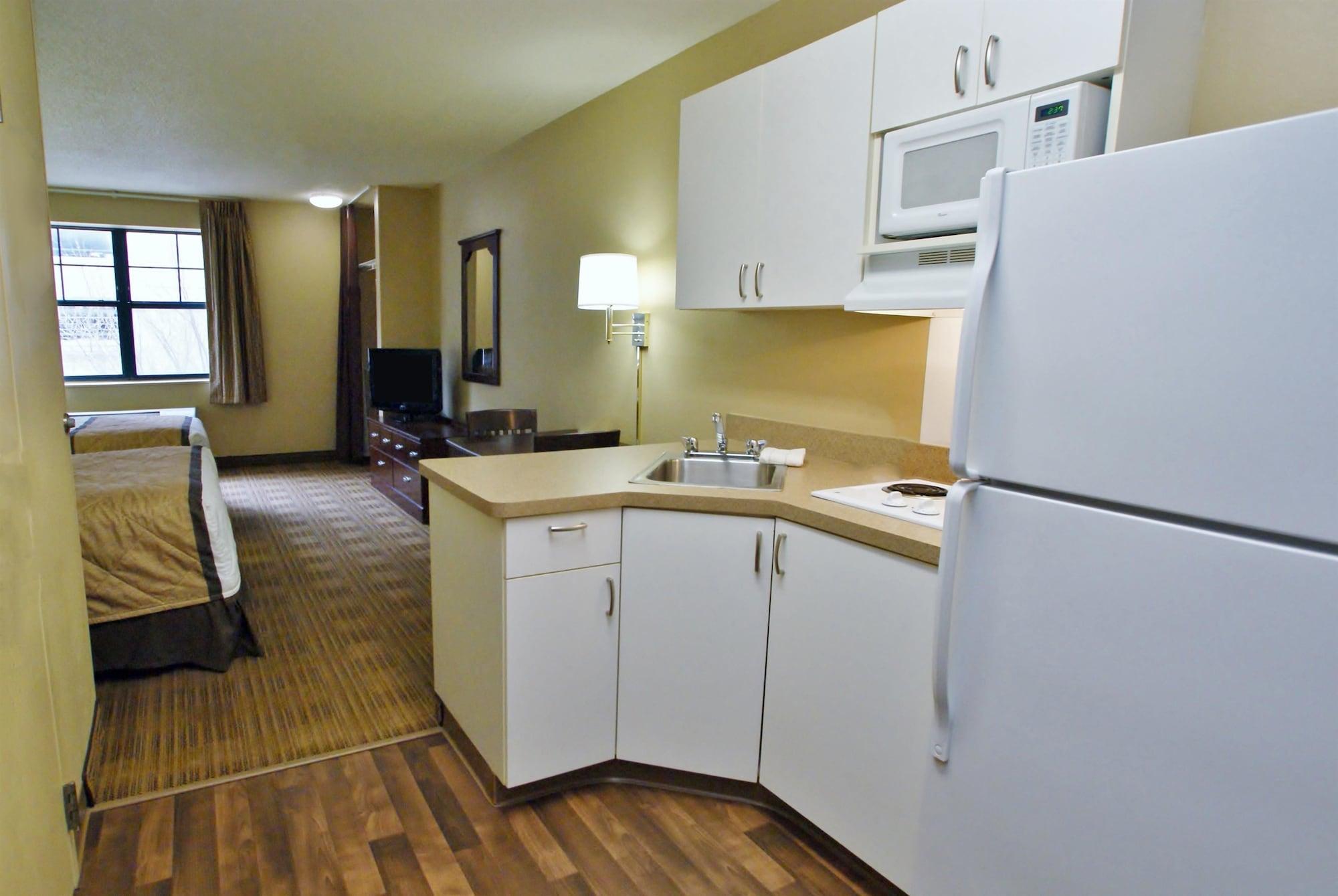 Extended Stay America Suites - Philadelphia - Airport - Tinicum Blvd Exteriör bild