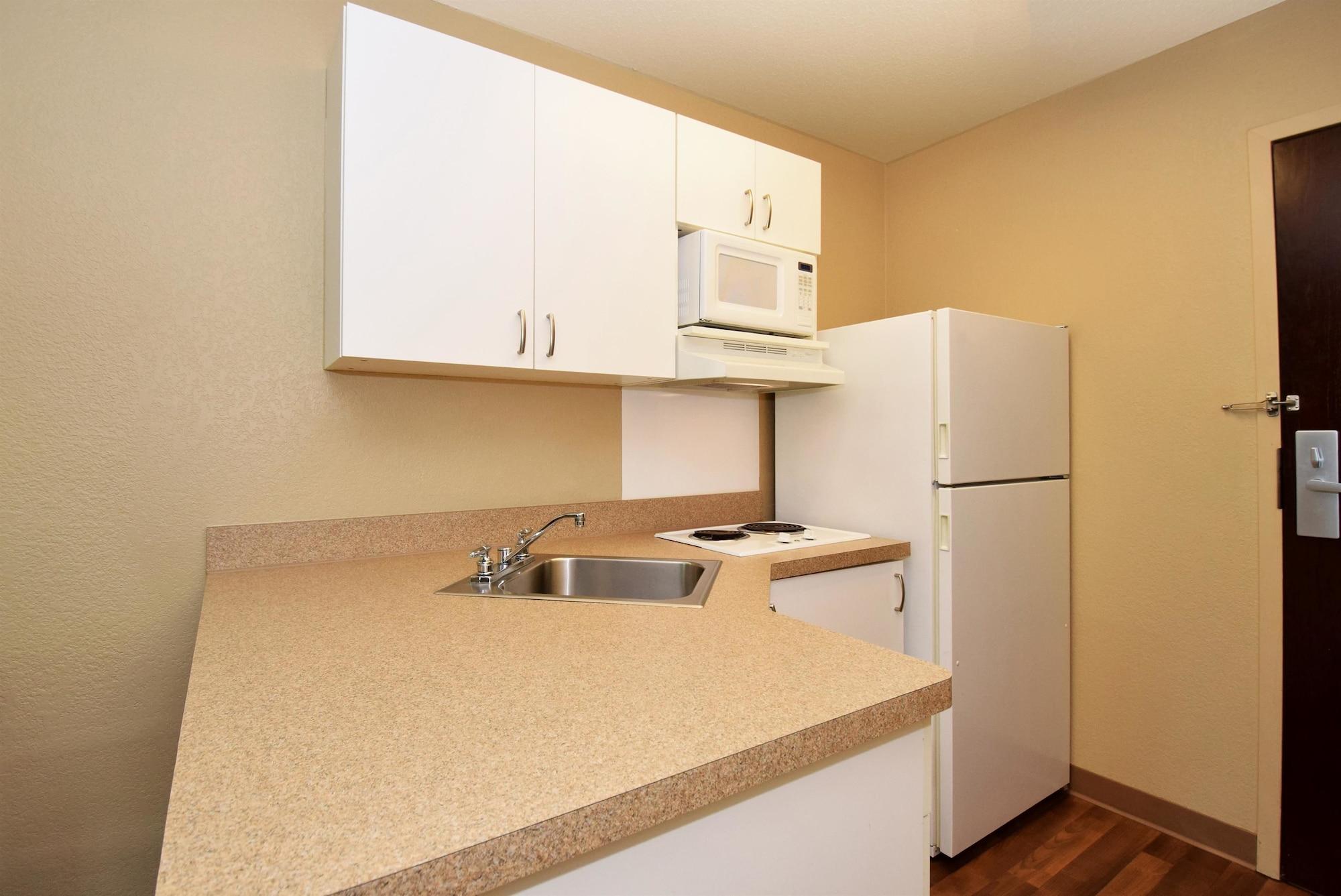 Extended Stay America Suites - Philadelphia - Airport - Tinicum Blvd Exteriör bild