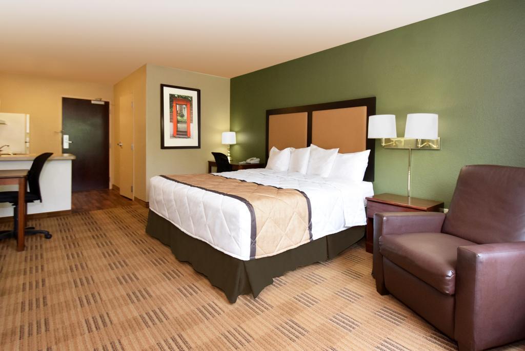 Extended Stay America Suites - Philadelphia - Airport - Tinicum Blvd Exteriör bild